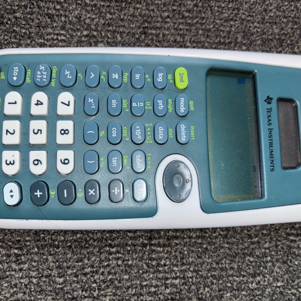 Texas Instruments Calculator - Picture 2 of 6